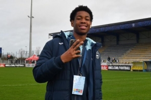 kaiyun-队报：曼联与勒阿弗尔18岁前锋恩佐-卡纳-比伊克进行深入谈判