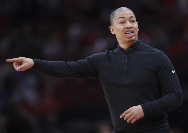 开云体育-快艇5年近7000万续约泰伦·卢 决心留下乔治与哈登